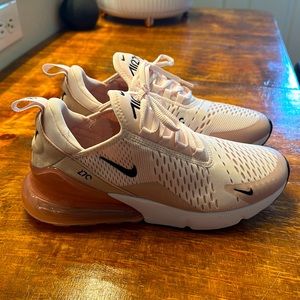 Nike Air Max 270